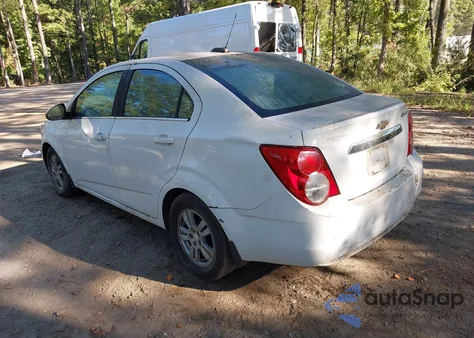 2015 Chevrolet Sonic Lt Auto из США, поврежденный, VIN 1G1JC5SH5F4154631